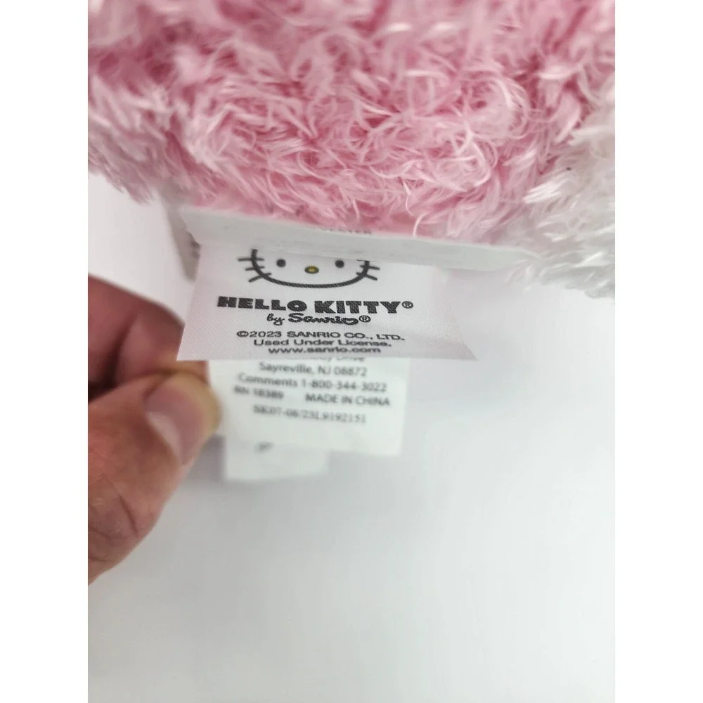 Hello Kitty Soft Fuzzy Pink 16
